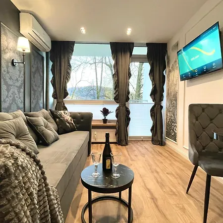 Cts Czarna Perla Apartment *