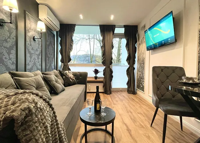 Cts Czarna Perla דירה *