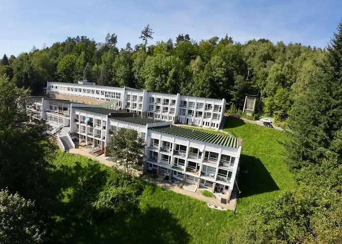 Cts Czarna Perla * אוסטראון